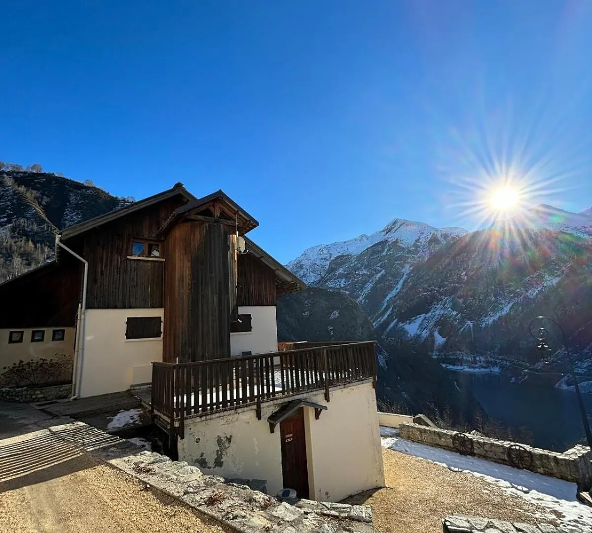 Gite L'Emparis A 10 Minutes Des Deux-Alpes Mizoen