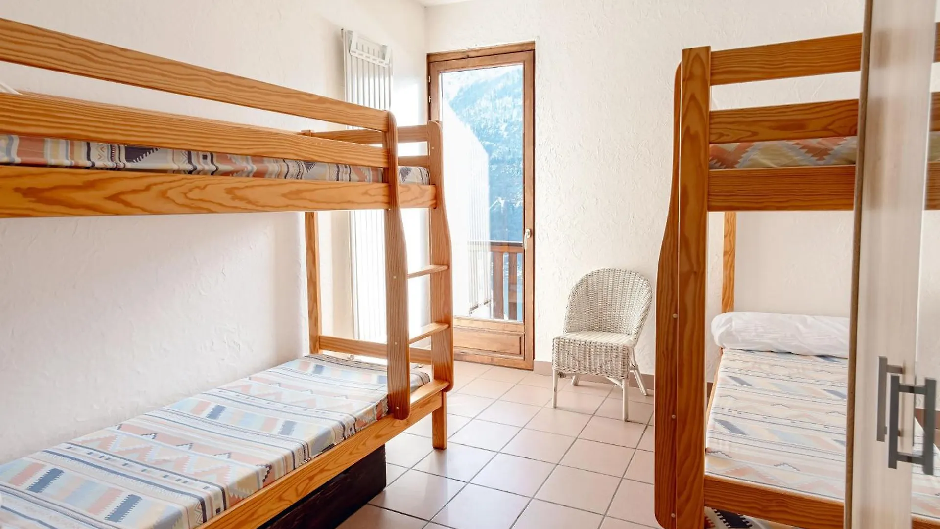 Holiday home Gite L'Emparis A 10 Minutes Des Deux-Alpes Mizoen France