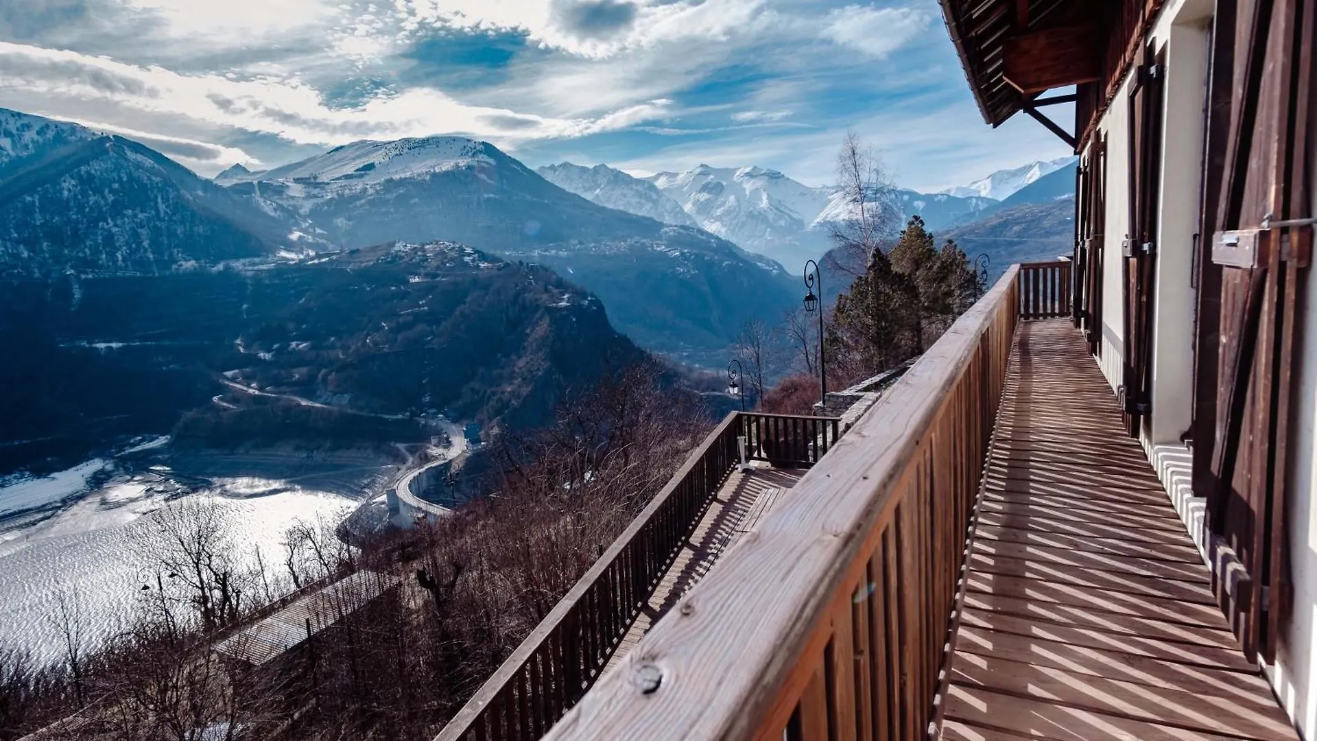 Gite L'Emparis A 10 Minutes Des Deux-Alpes Mizoen